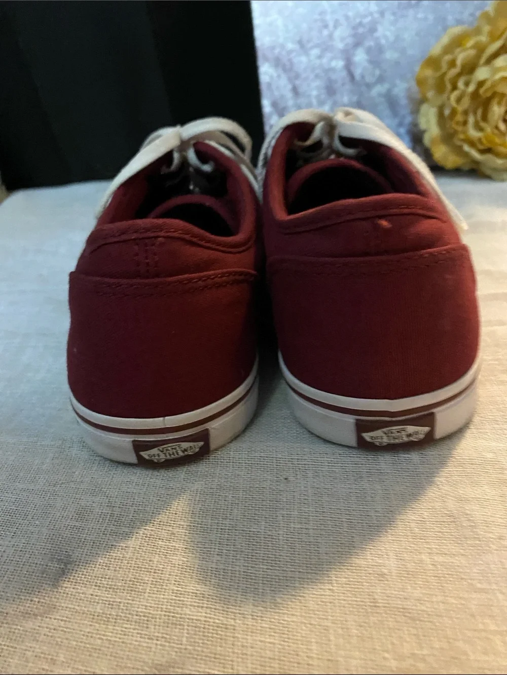 Vans Women’s SZ 9.5 Off The Wall Maroon Low-Top Canvas Sneakers